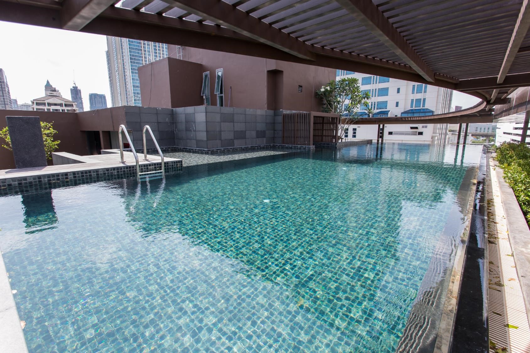 Focus Condominium Ploenchit, sukhumvit, chidlom, luangsuan, luxury, focus, Condo